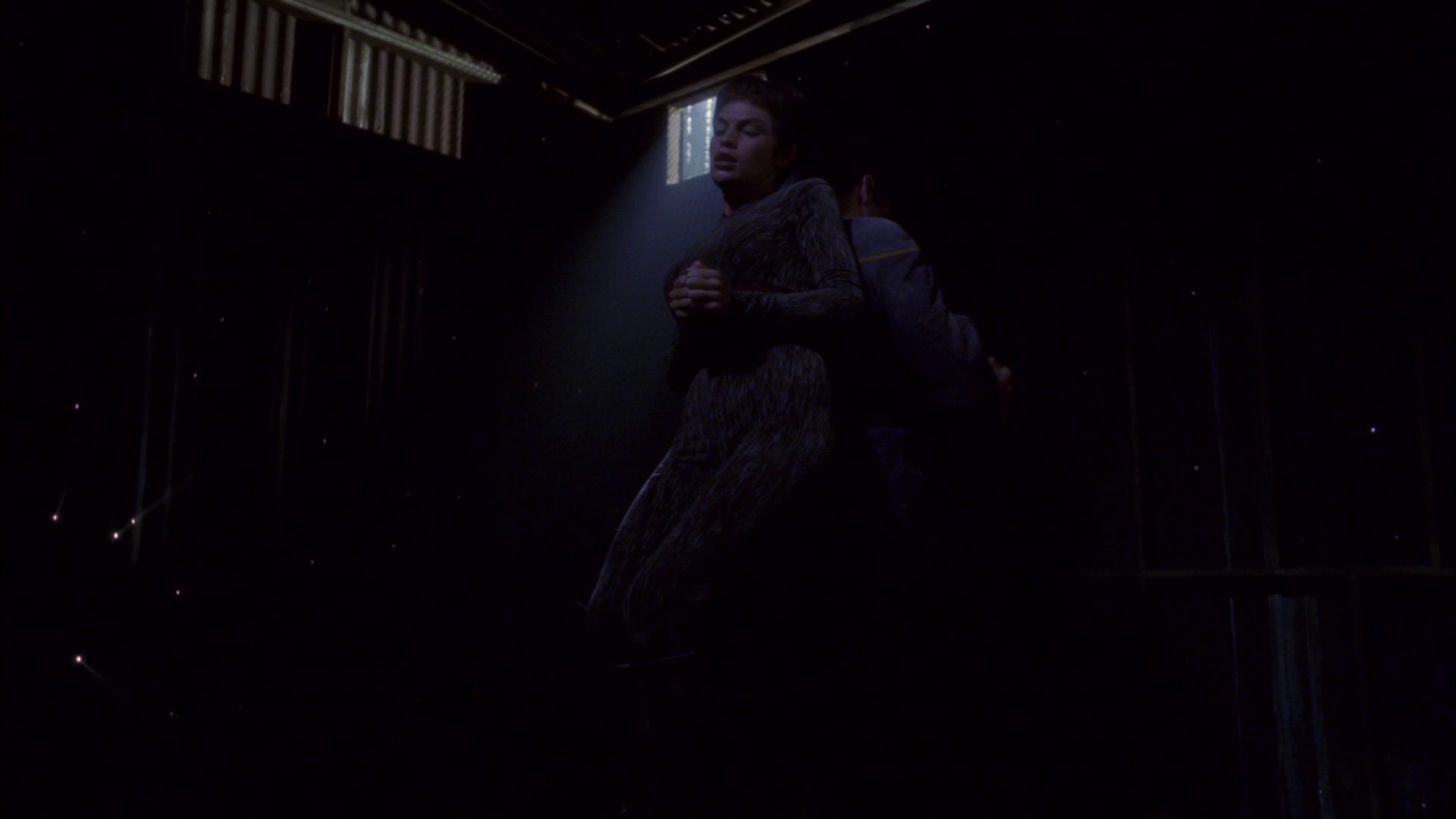 extant_StarTrek_ENT_1x15-ShadowsOfPJem_1582.jpg
