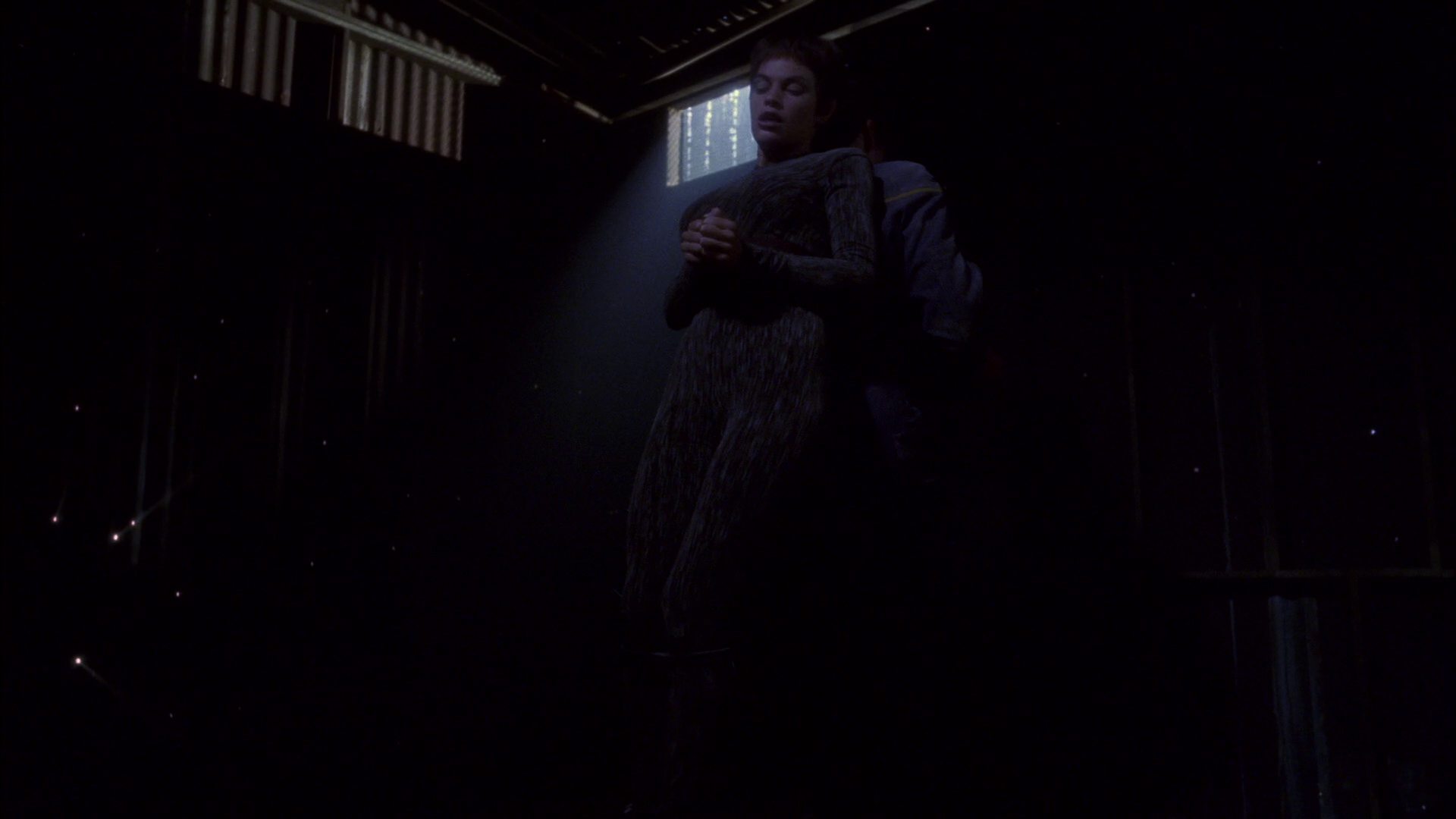 extant_StarTrek_ENT_1x15-ShadowsOfPJem_1584.jpg