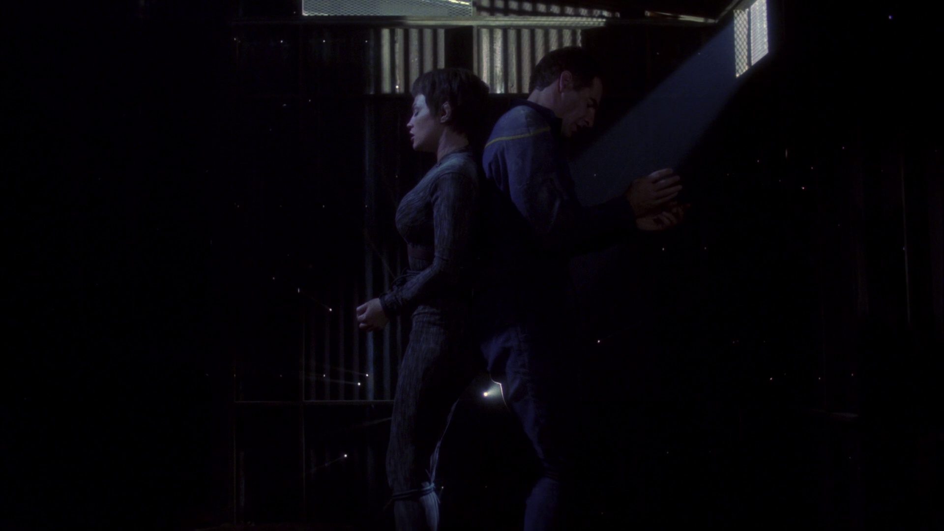 extant_StarTrek_ENT_1x15-ShadowsOfPJem_1592.jpg