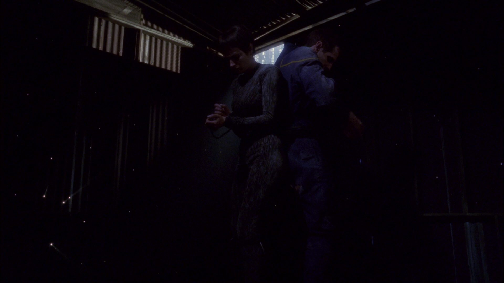 extant_StarTrek_ENT_1x15-ShadowsOfPJem_1600.jpg