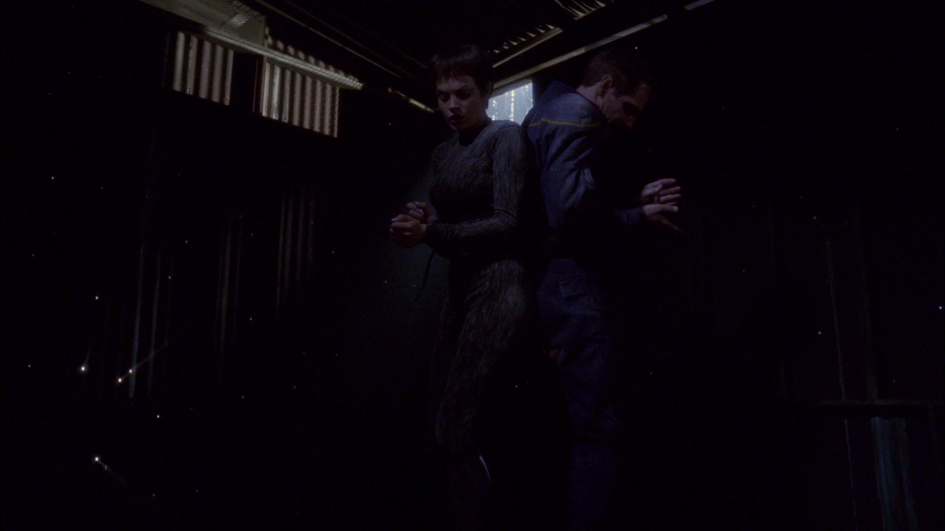 extant_StarTrek_ENT_1x15-ShadowsOfPJem_1602.jpg