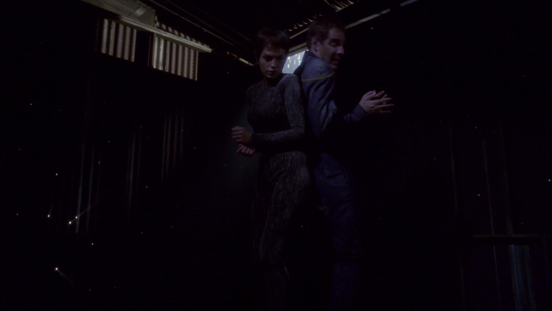 extant_StarTrek_ENT_1x15-ShadowsOfPJem_1609.jpg