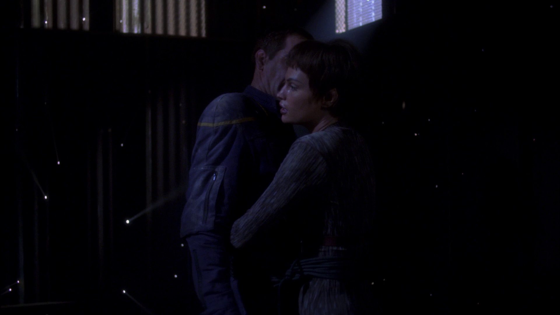 extant_StarTrek_ENT_1x15-ShadowsOfPJem_1727.jpg