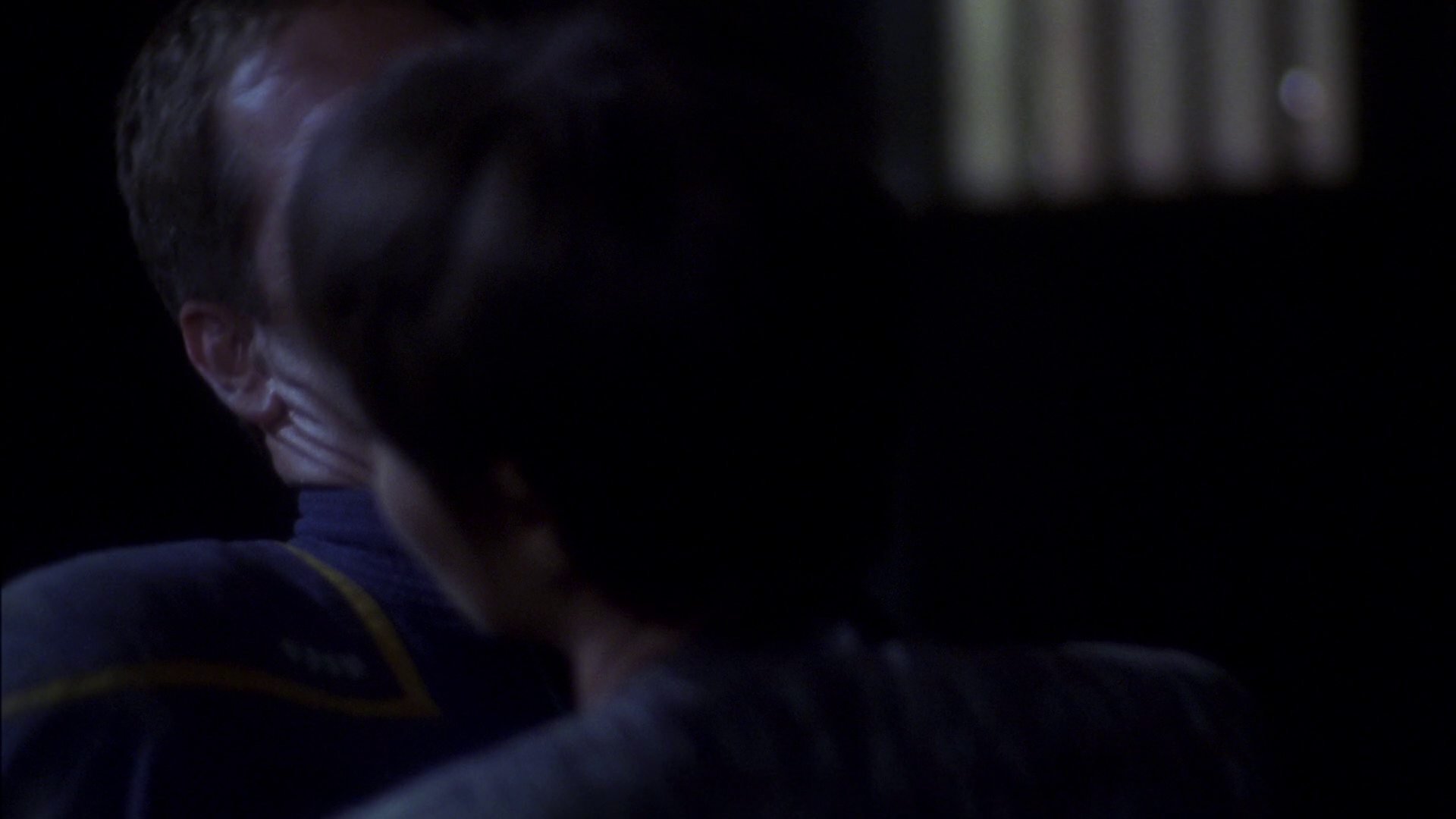 extant_StarTrek_ENT_1x15-ShadowsOfPJem_1746.jpg