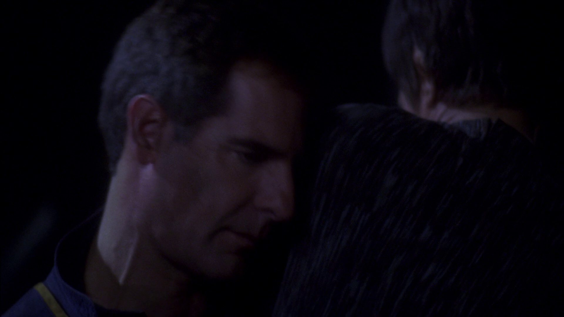 extant_StarTrek_ENT_1x15-ShadowsOfPJem_1783.jpg