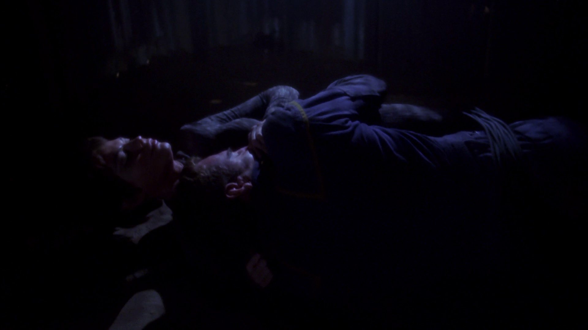 extant_StarTrek_ENT_1x15-ShadowsOfPJem_1799.jpg