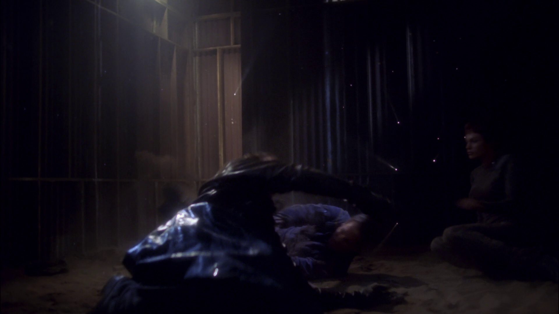 extant_StarTrek_ENT_1x15-ShadowsOfPJem_1842.jpg