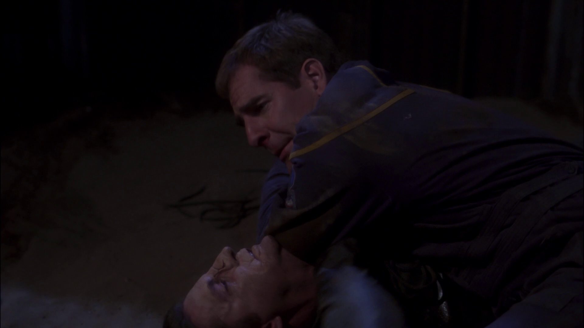 extant_StarTrek_ENT_1x15-ShadowsOfPJem_1852.jpg