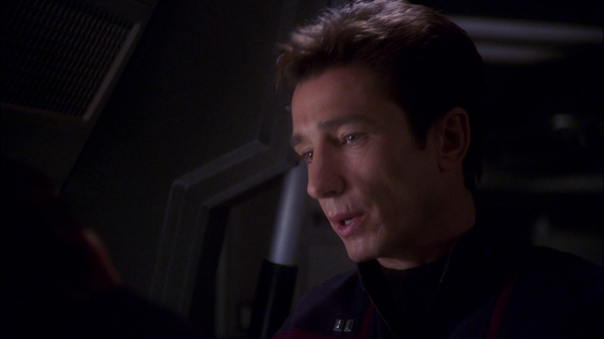 extant_StarTrek_ENT_1x15-ShadowsOfPJem_1904.jpg