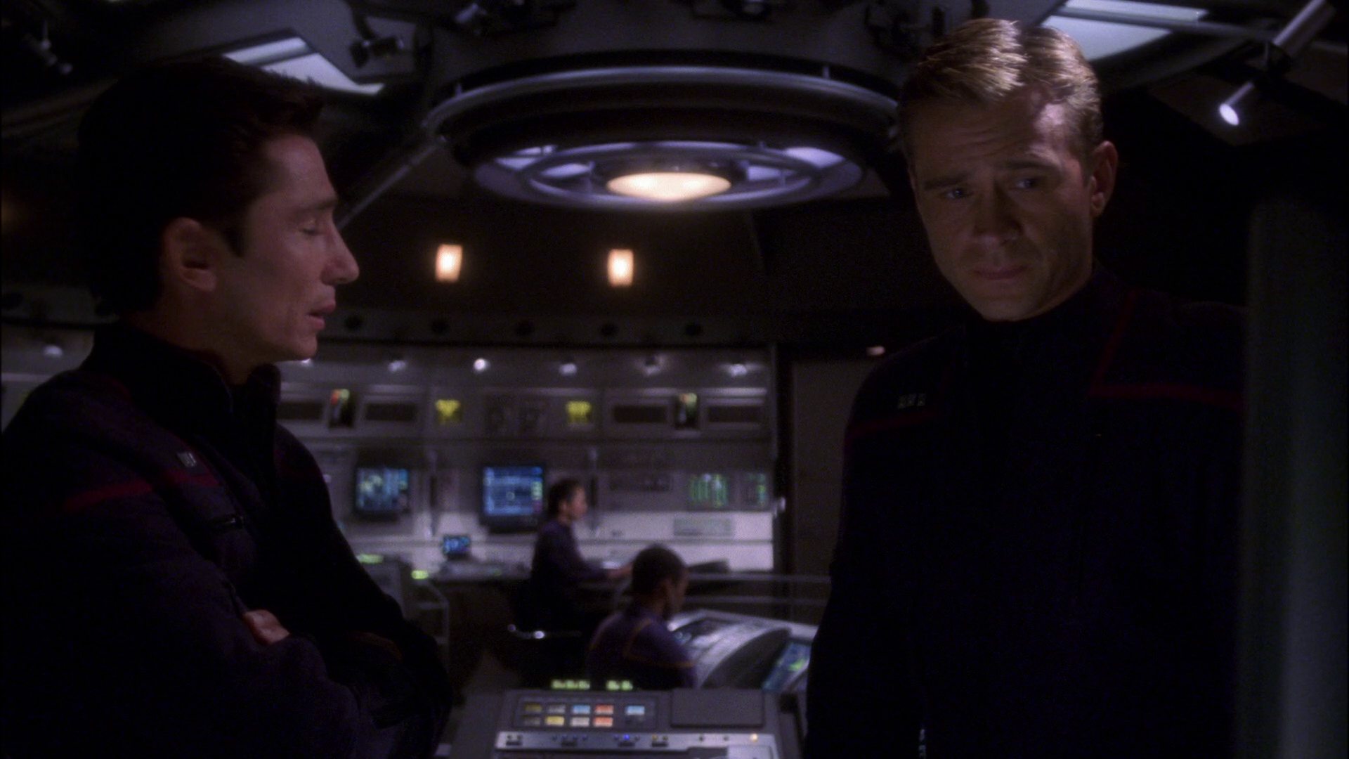 extant_StarTrek_ENT_1x15-ShadowsOfPJem_1927.jpg