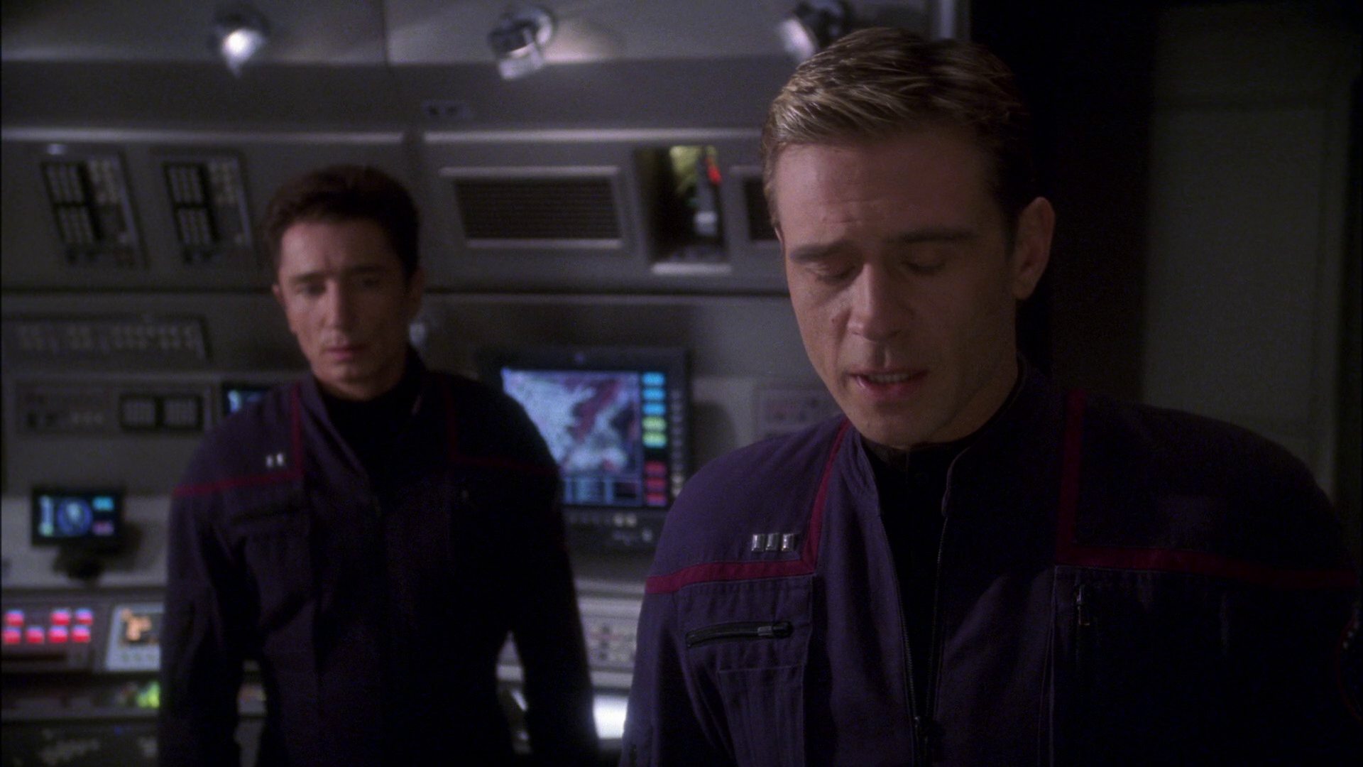 extant_StarTrek_ENT_1x15-ShadowsOfPJem_1963.jpg