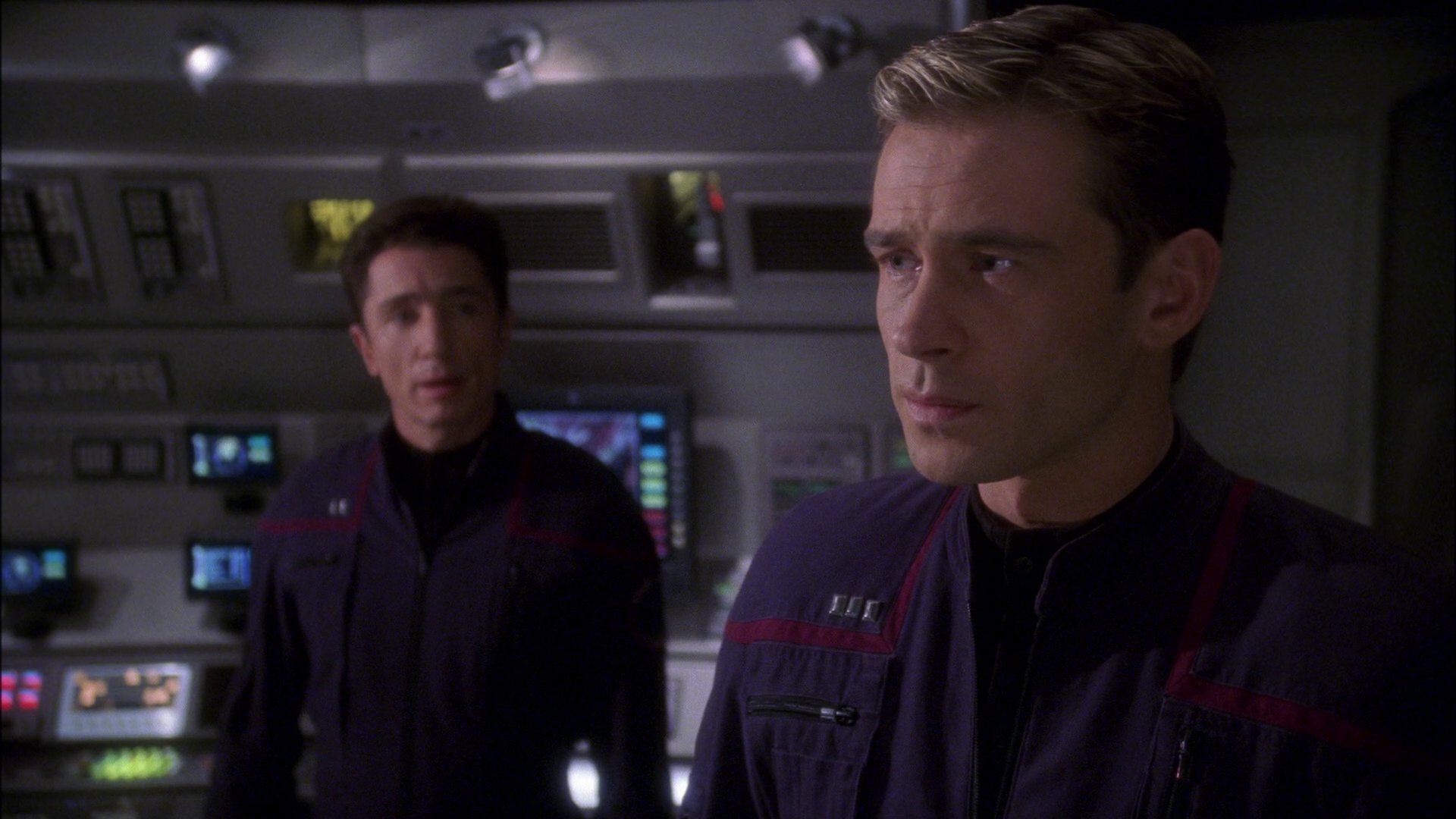 extant_StarTrek_ENT_1x15-ShadowsOfPJem_1995.jpg