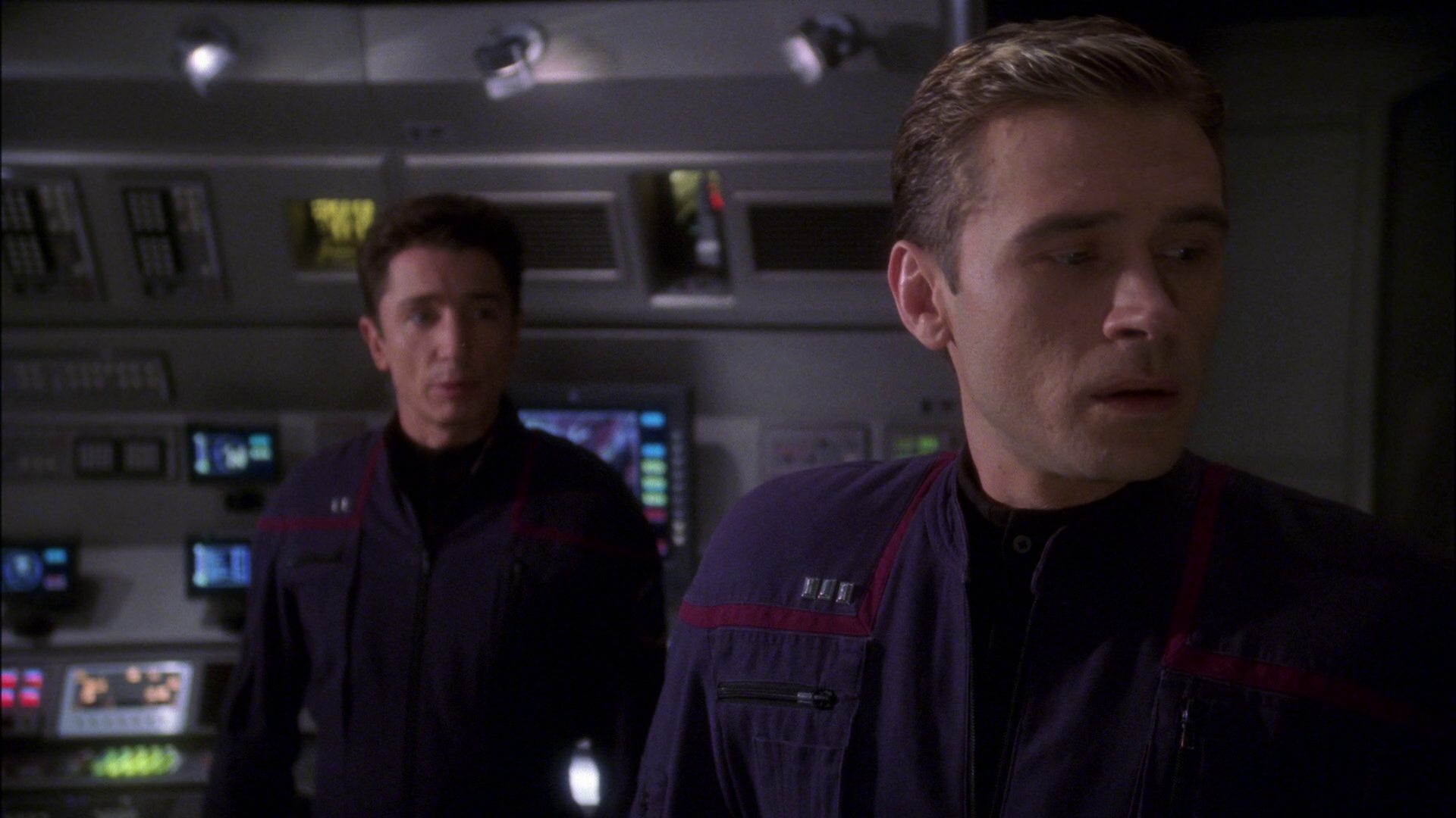 extant_StarTrek_ENT_1x15-ShadowsOfPJem_1999.jpg