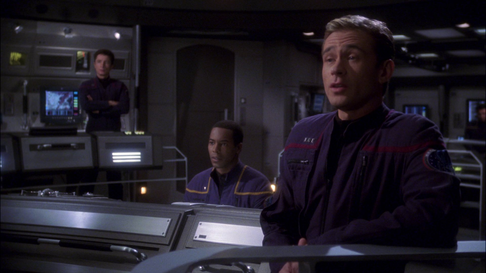 extant_StarTrek_ENT_1x15-ShadowsOfPJem_2047.jpg