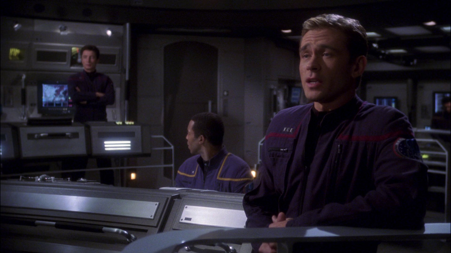 extant_StarTrek_ENT_1x15-ShadowsOfPJem_2048.jpg