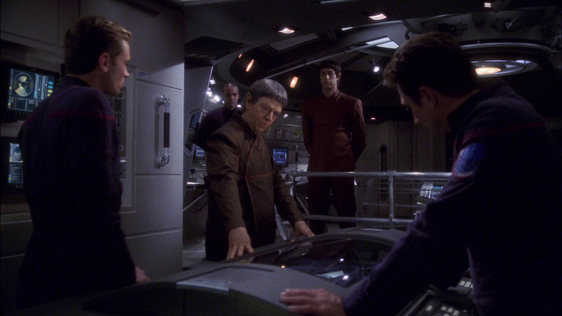 extant_StarTrek_ENT_1x15-ShadowsOfPJem_2150.jpg