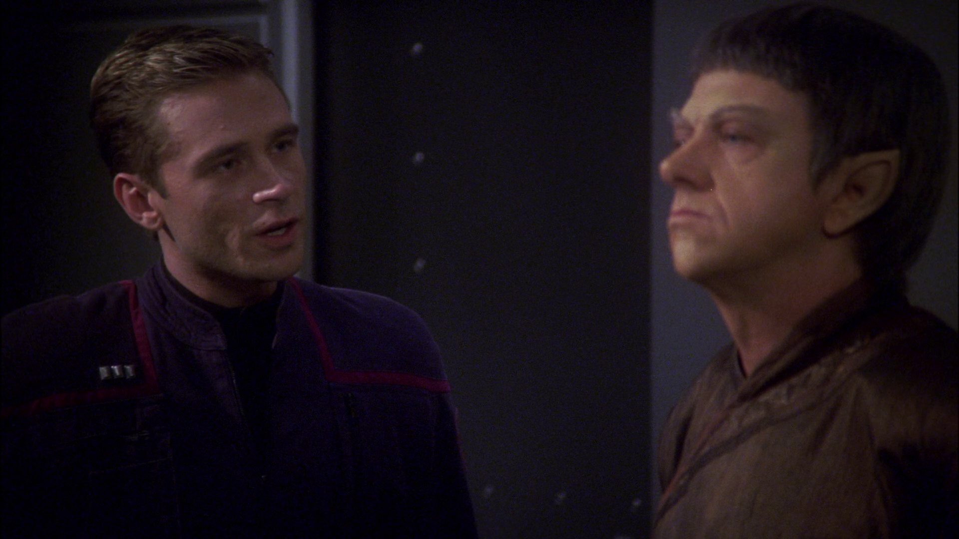 extant_StarTrek_ENT_1x15-ShadowsOfPJem_2170.jpg