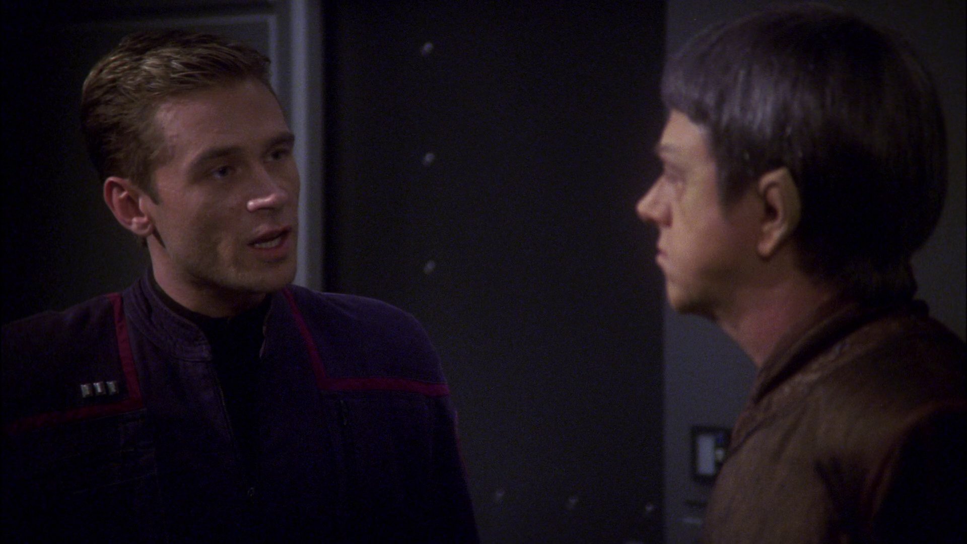 extant_StarTrek_ENT_1x15-ShadowsOfPJem_2171.jpg
