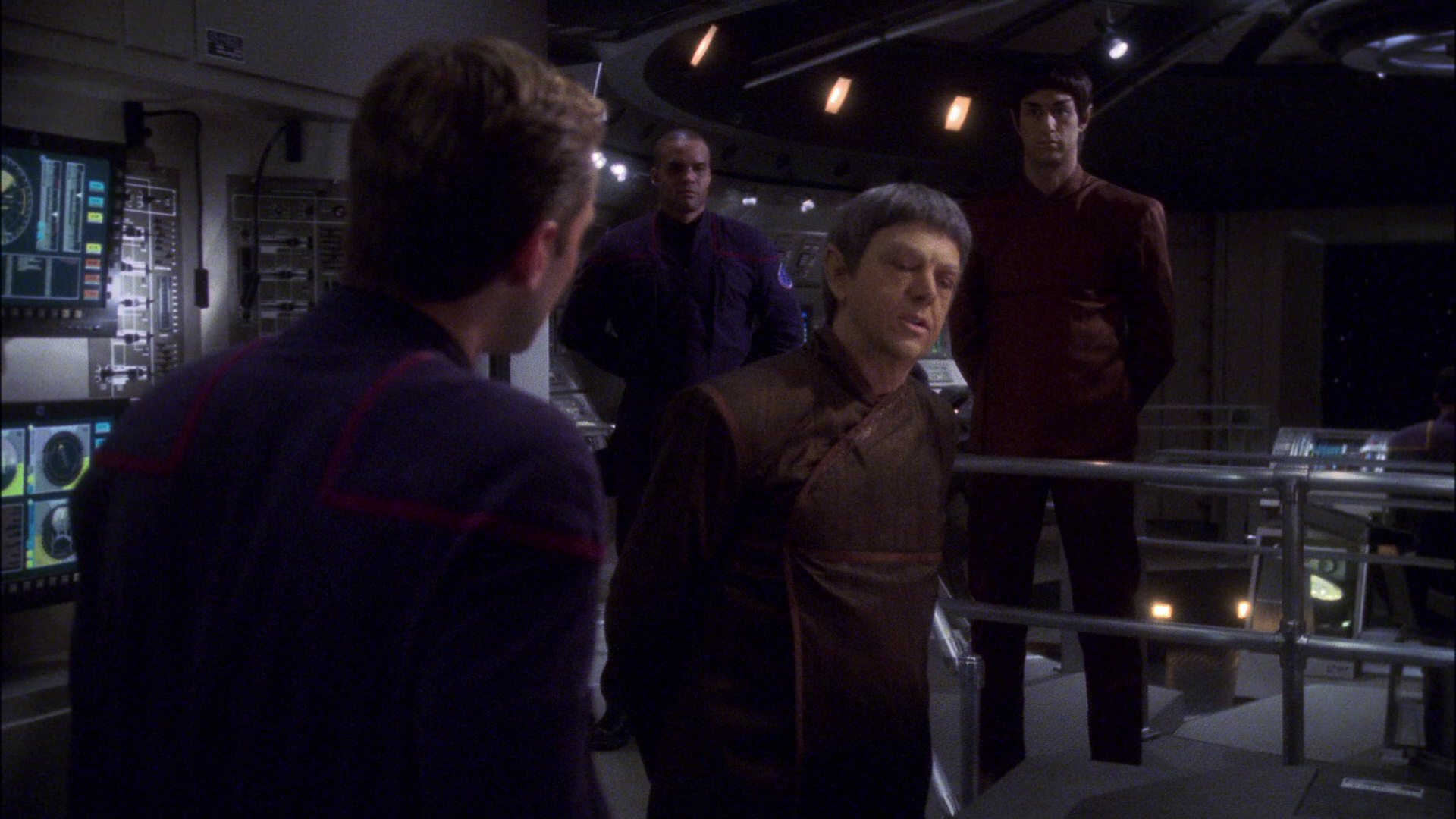 extant_StarTrek_ENT_1x15-ShadowsOfPJem_2174.jpg