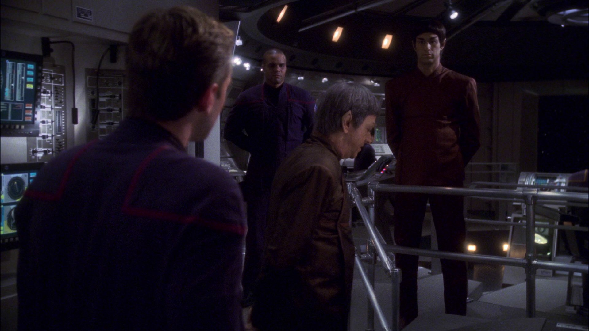 extant_StarTrek_ENT_1x15-ShadowsOfPJem_2176.jpg