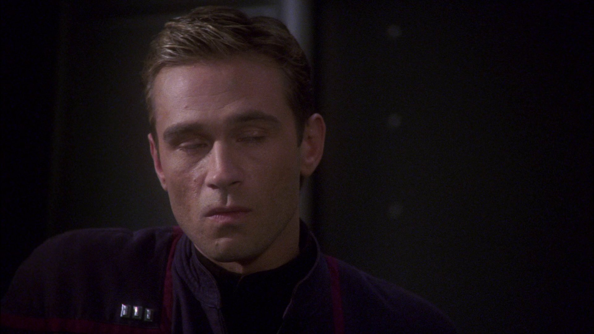 extant_StarTrek_ENT_1x15-ShadowsOfPJem_2250.jpg