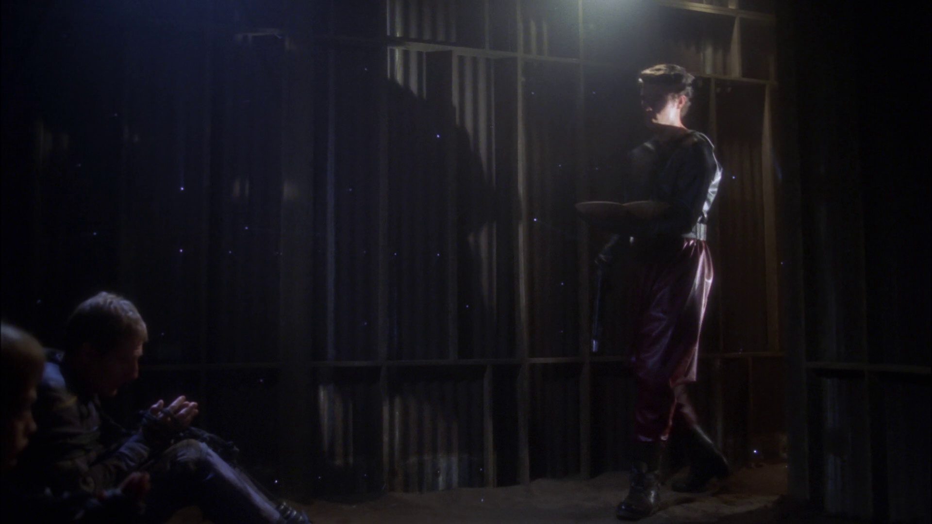 extant_StarTrek_ENT_1x15-ShadowsOfPJem_2296.jpg