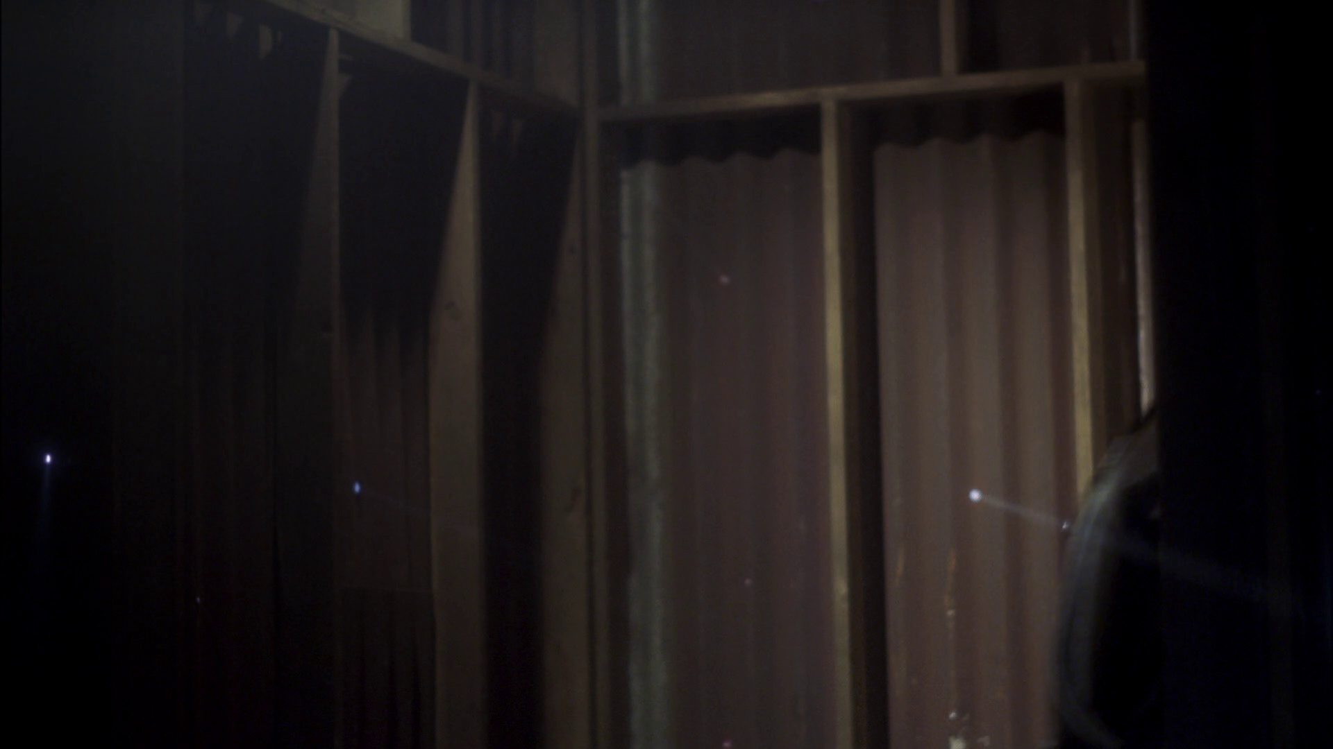 extant_StarTrek_ENT_1x15-ShadowsOfPJem_2315.jpg