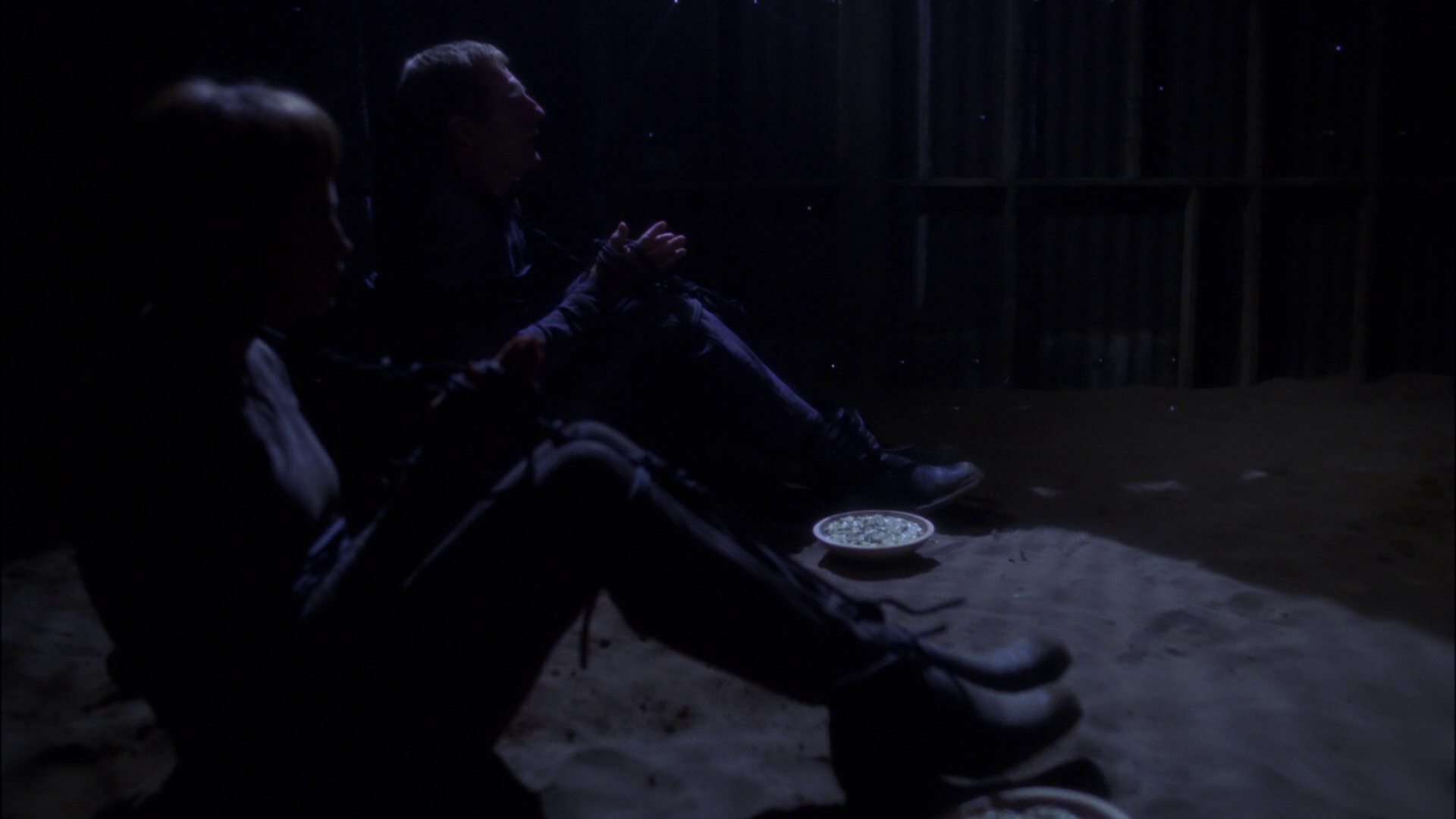 extant_StarTrek_ENT_1x15-ShadowsOfPJem_2317.jpg