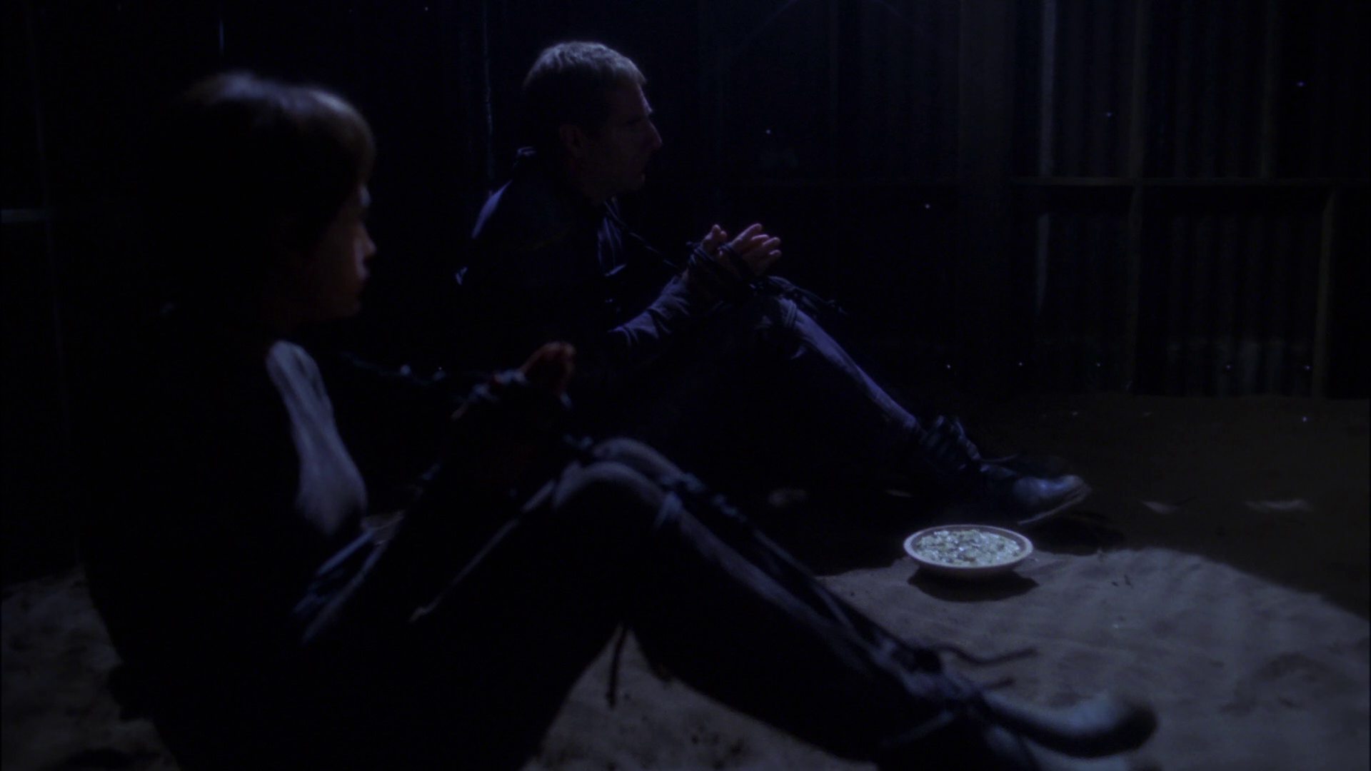 extant_StarTrek_ENT_1x15-ShadowsOfPJem_2321.jpg