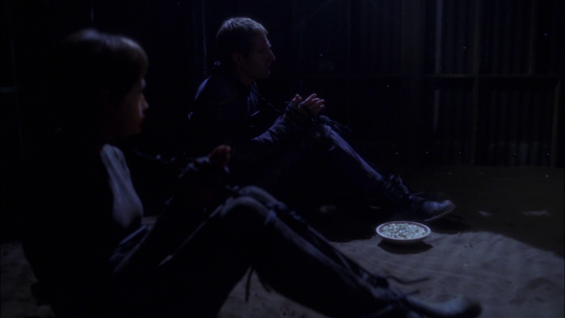 extant_StarTrek_ENT_1x15-ShadowsOfPJem_2322.jpg