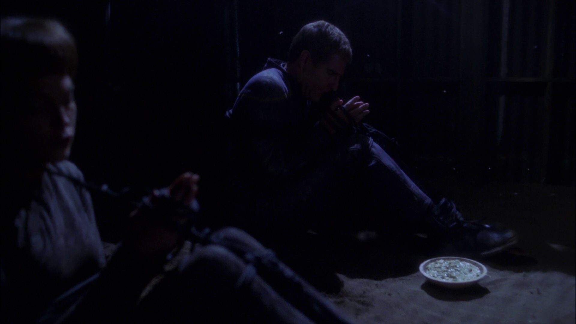 extant_StarTrek_ENT_1x15-ShadowsOfPJem_2327.jpg