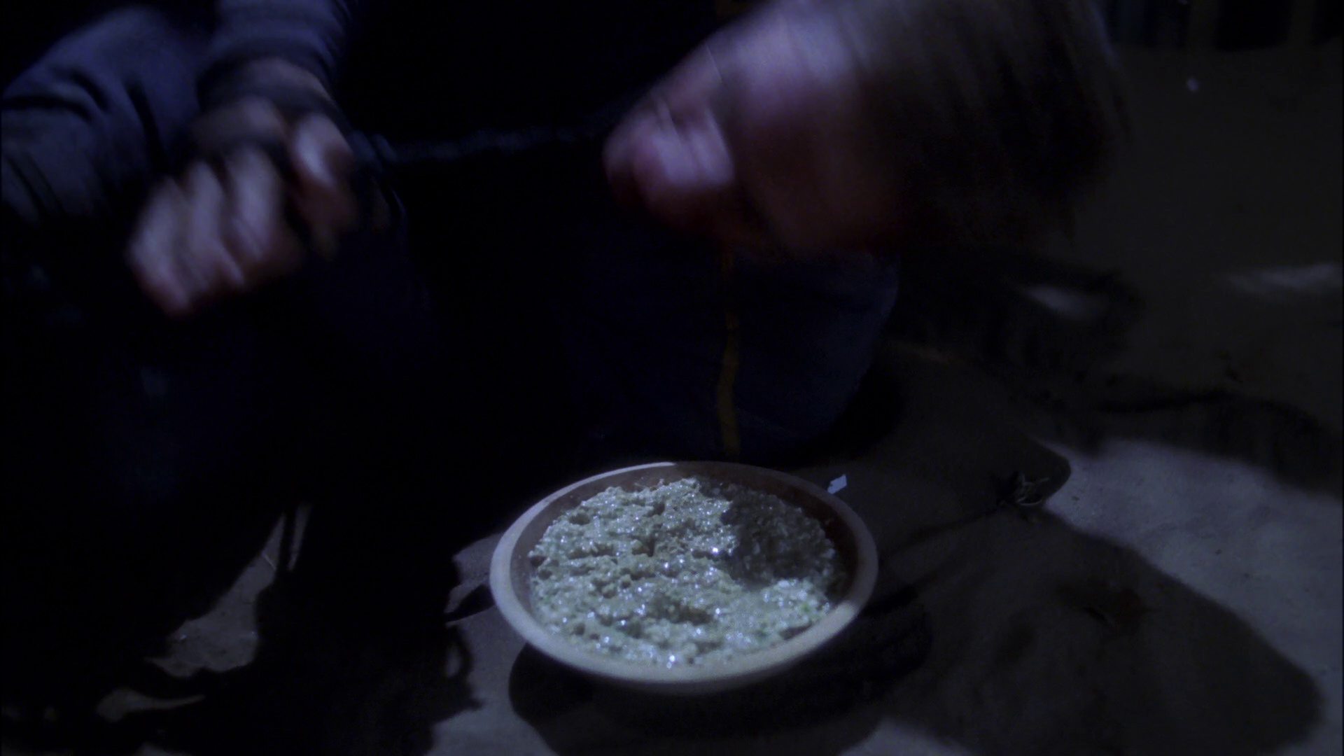 extant_StarTrek_ENT_1x15-ShadowsOfPJem_2344.jpg