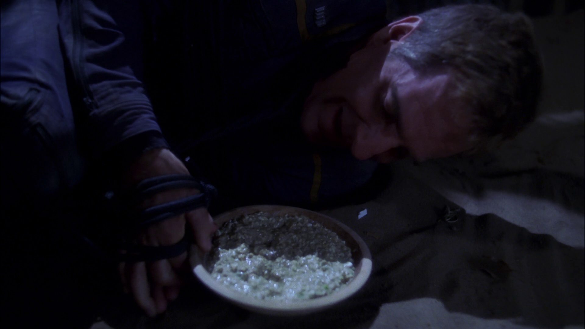 extant_StarTrek_ENT_1x15-ShadowsOfPJem_2351.jpg