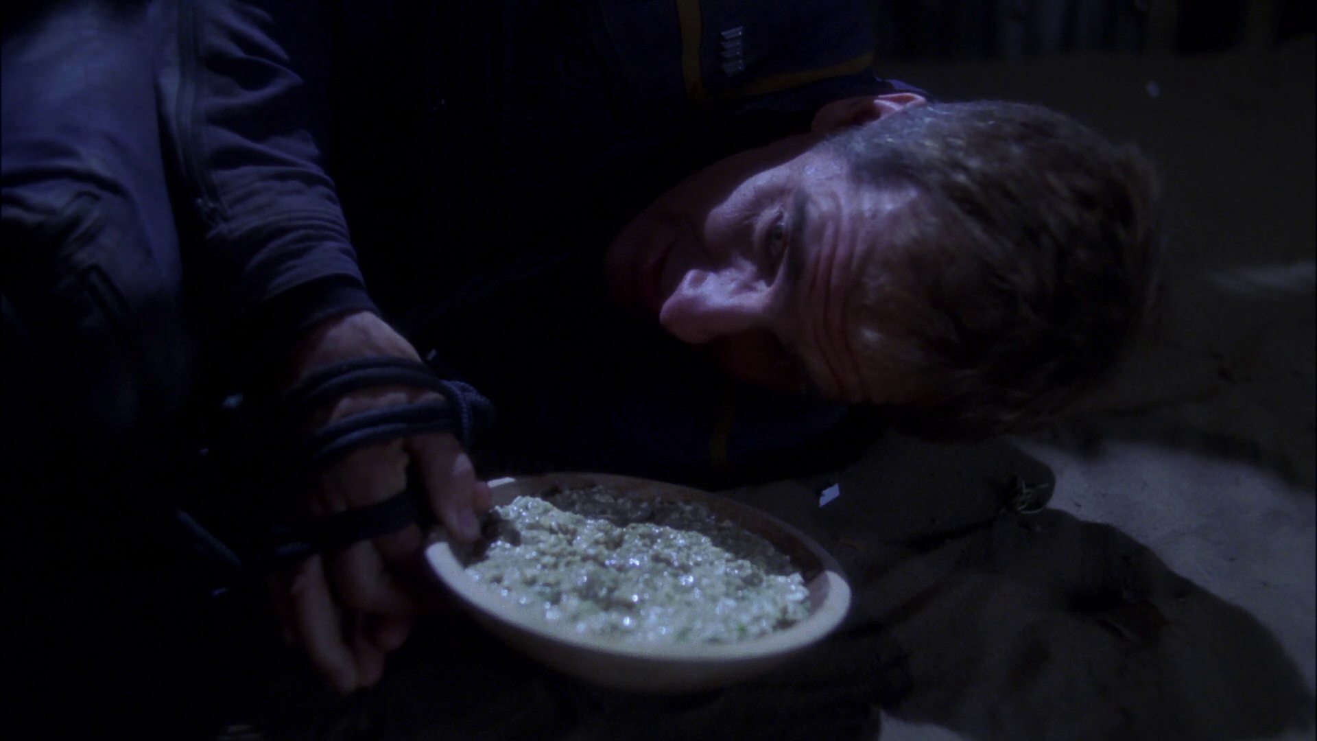 extant_StarTrek_ENT_1x15-ShadowsOfPJem_2353.jpg