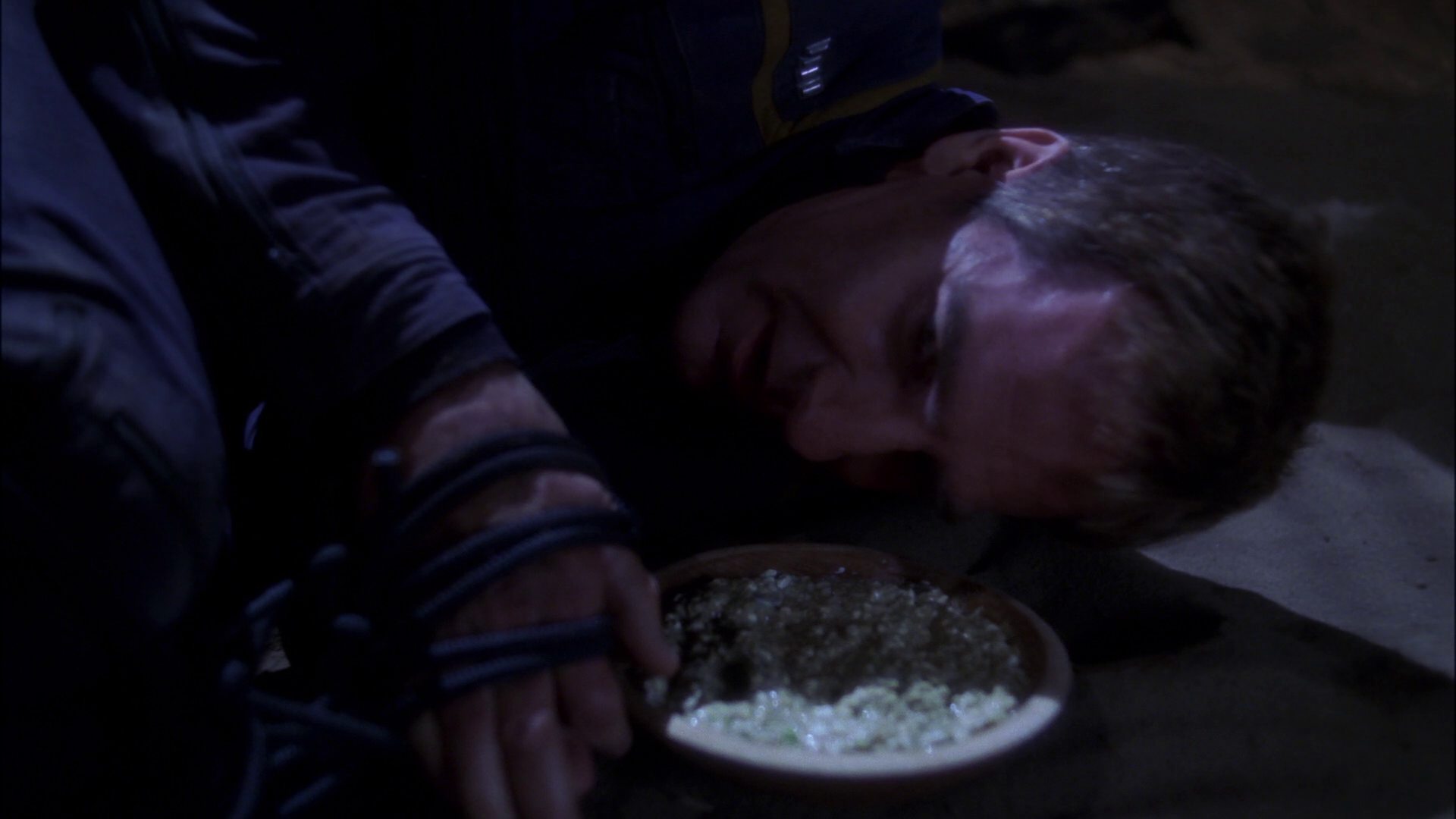 extant_StarTrek_ENT_1x15-ShadowsOfPJem_2375.jpg