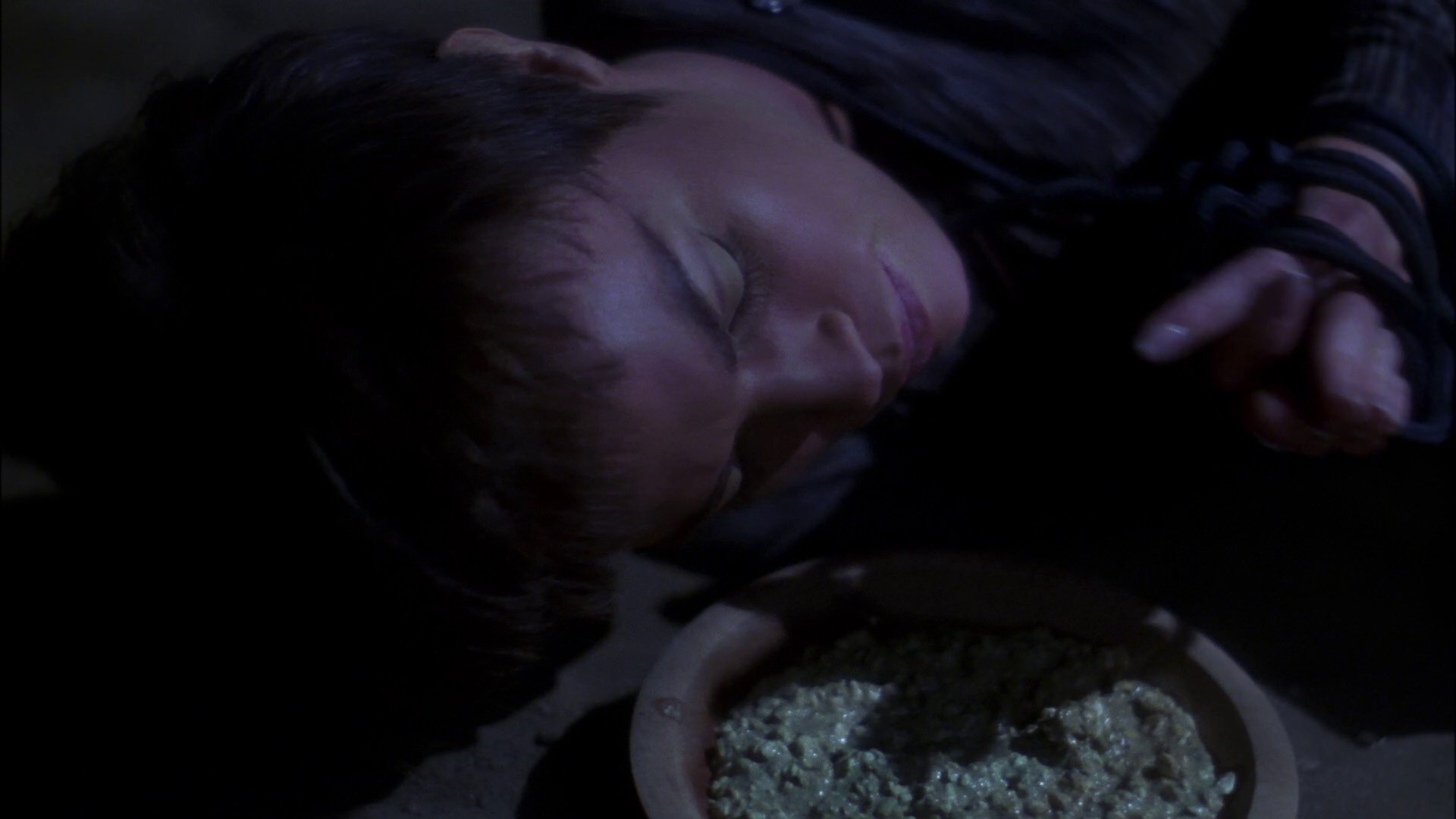 extant_StarTrek_ENT_1x15-ShadowsOfPJem_2435.jpg