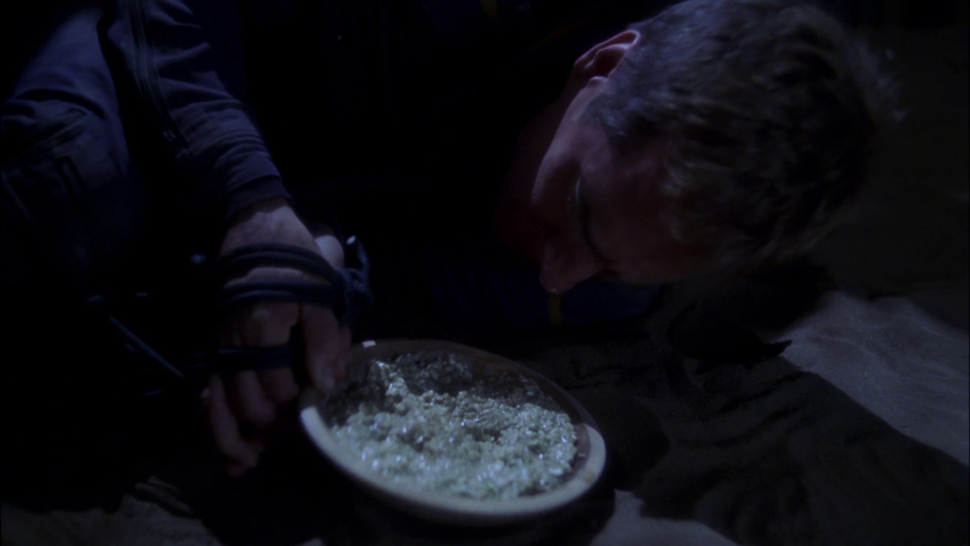 extant_StarTrek_ENT_1x15-ShadowsOfPJem_2446.jpg