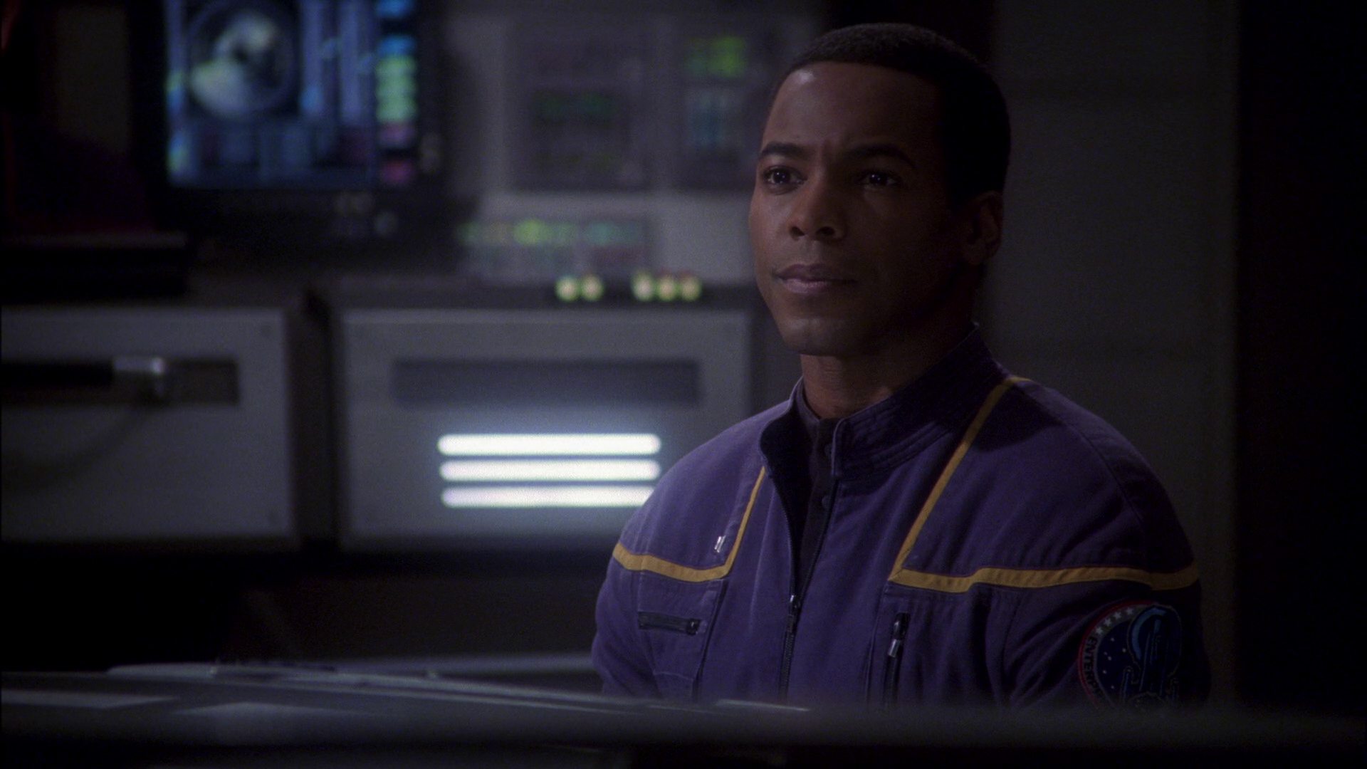 extant_StarTrek_ENT_1x15-ShadowsOfPJem_2475.jpg