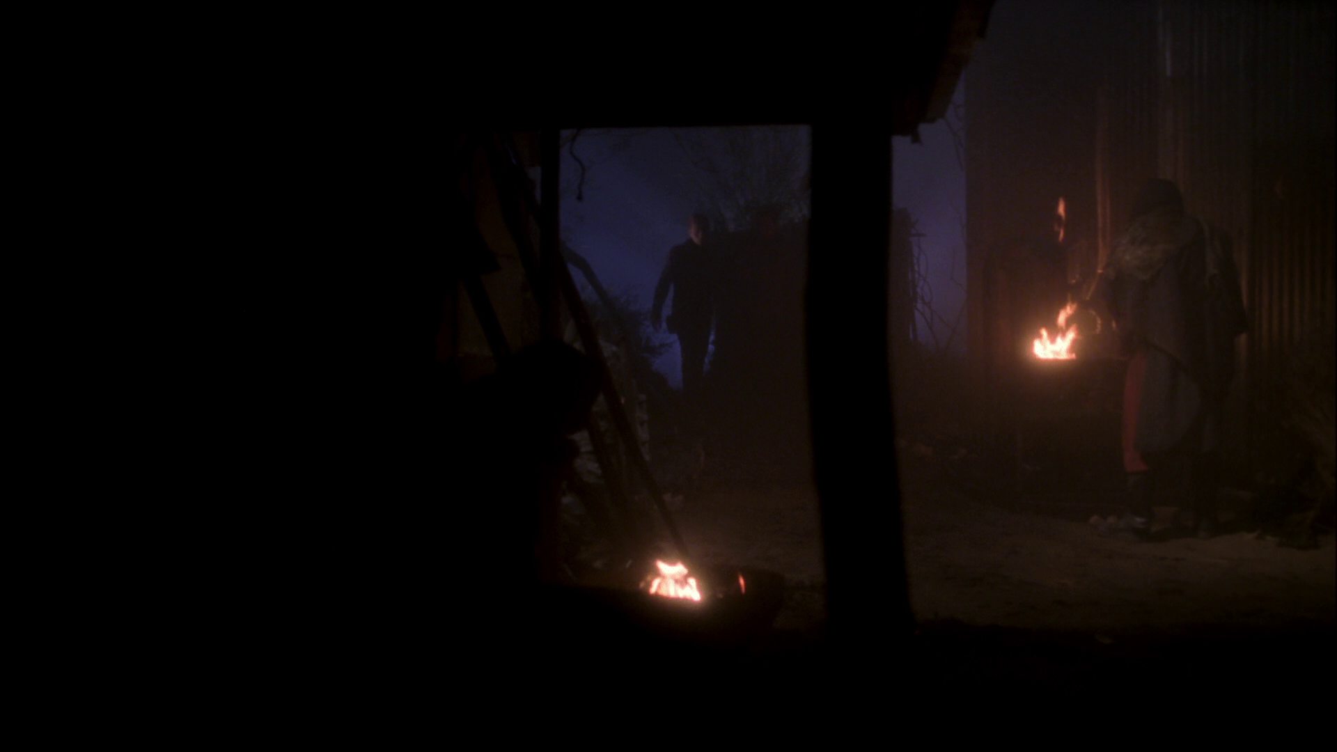 extant_StarTrek_ENT_1x15-ShadowsOfPJem_2517.jpg