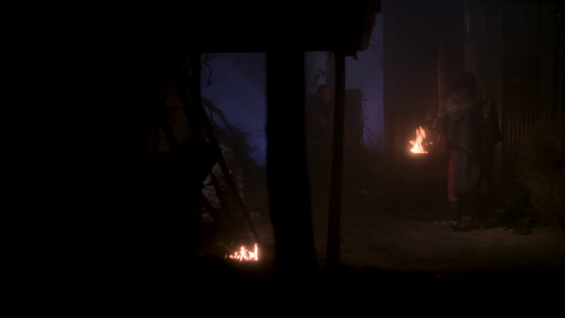 extant_StarTrek_ENT_1x15-ShadowsOfPJem_2520.jpg