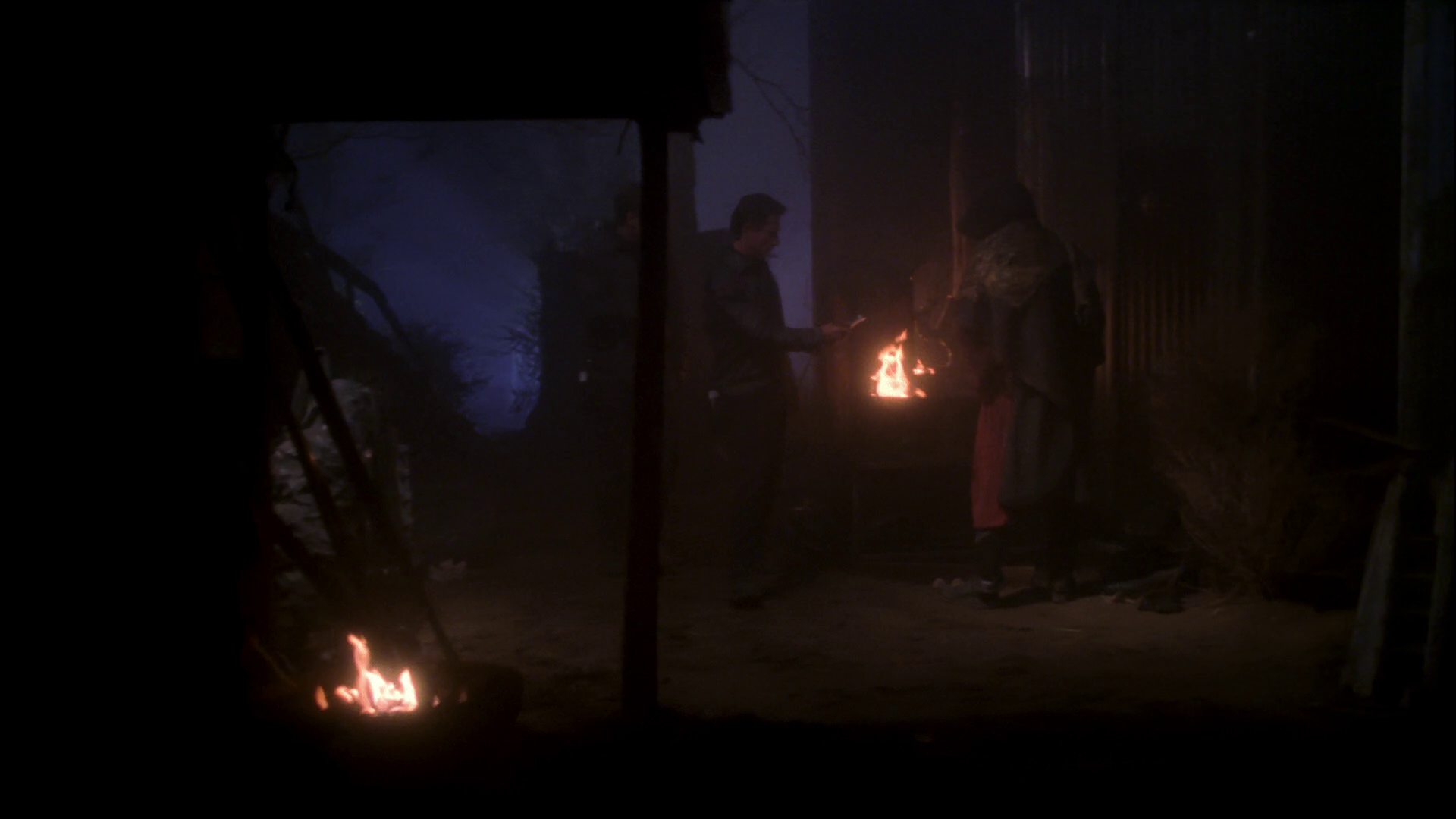 extant_StarTrek_ENT_1x15-ShadowsOfPJem_2523.jpg