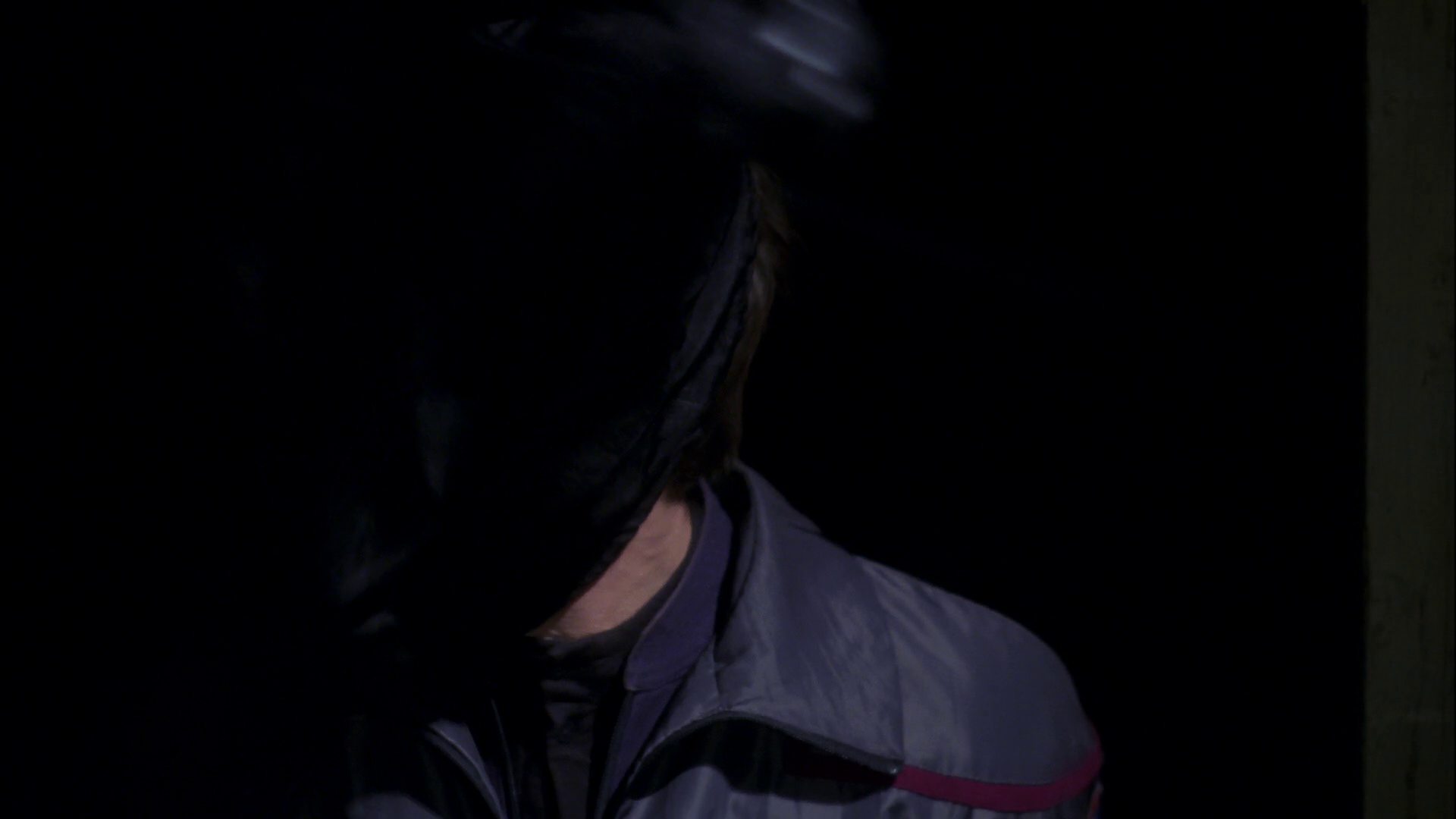 extant_StarTrek_ENT_1x15-ShadowsOfPJem_2576.jpg