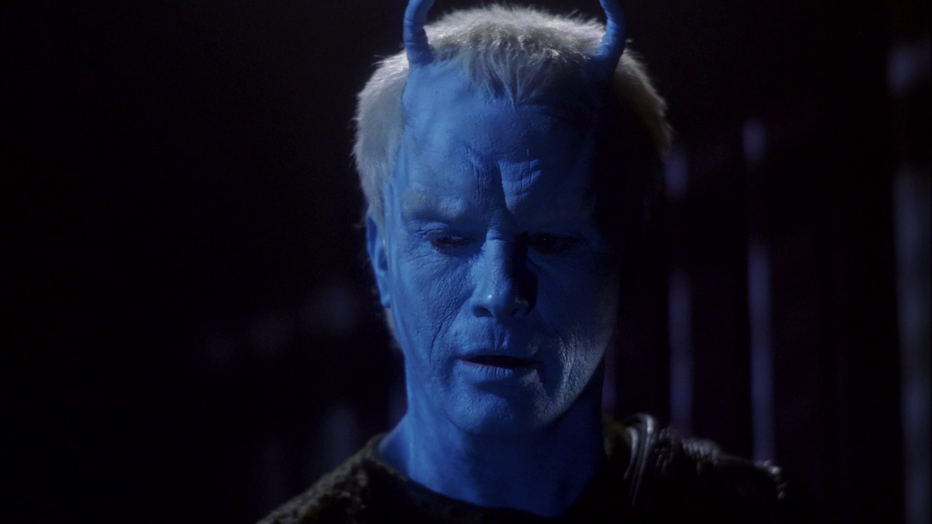 extant_StarTrek_ENT_1x15-ShadowsOfPJem_2727.jpg
