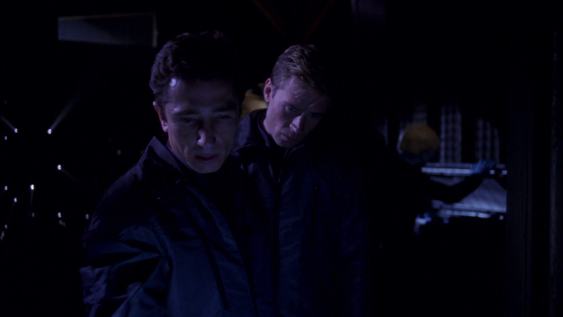 extant_StarTrek_ENT_1x15-ShadowsOfPJem_2795.jpg