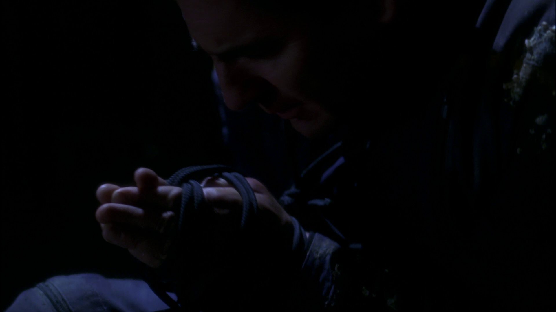extant_StarTrek_ENT_1x15-ShadowsOfPJem_2834.jpg