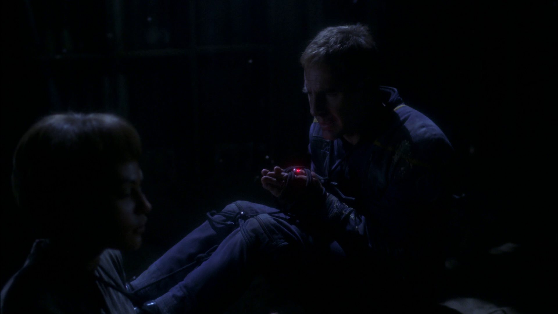 extant_StarTrek_ENT_1x15-ShadowsOfPJem_2872.jpg