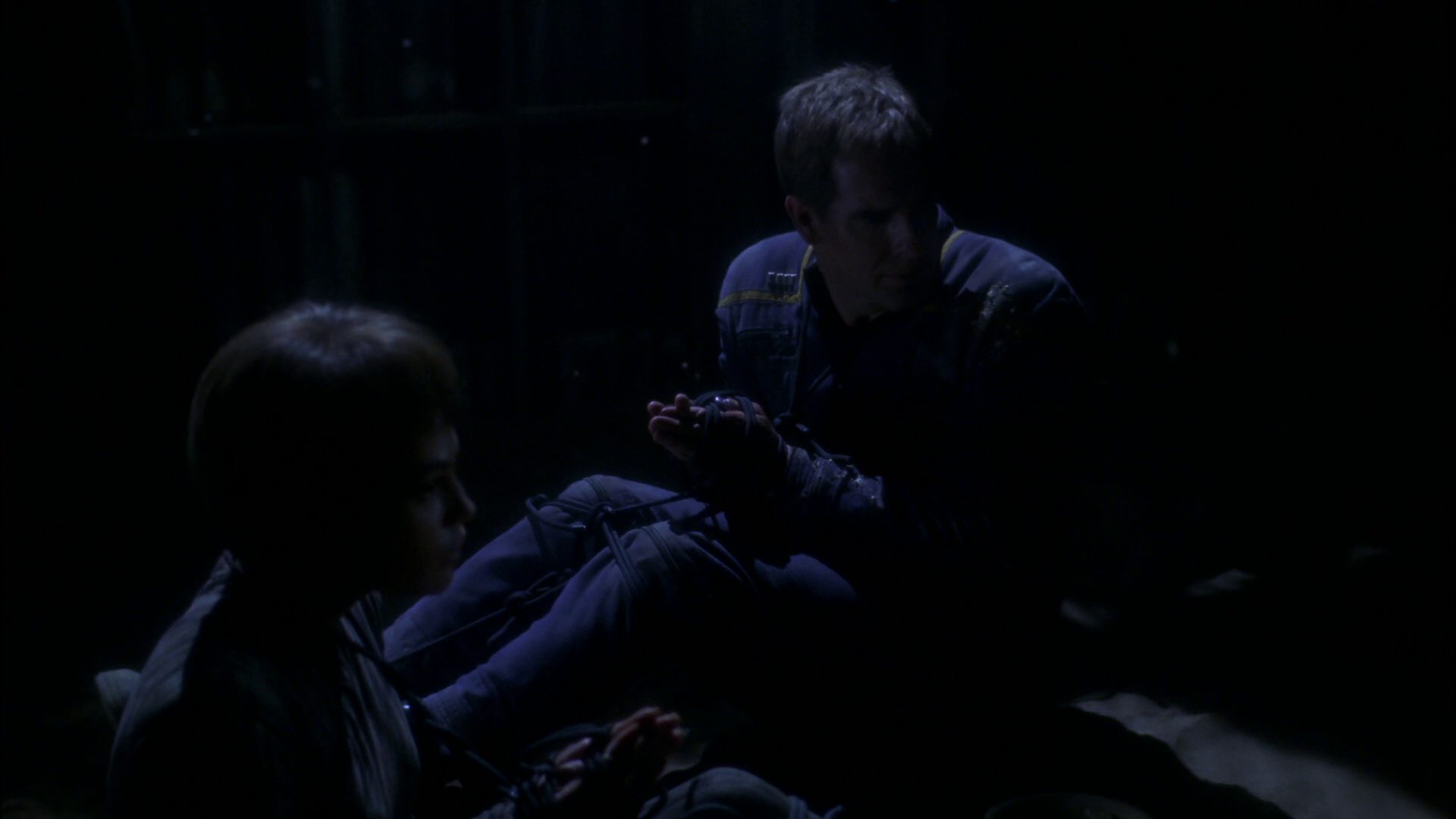 extant_StarTrek_ENT_1x15-ShadowsOfPJem_2879.jpg