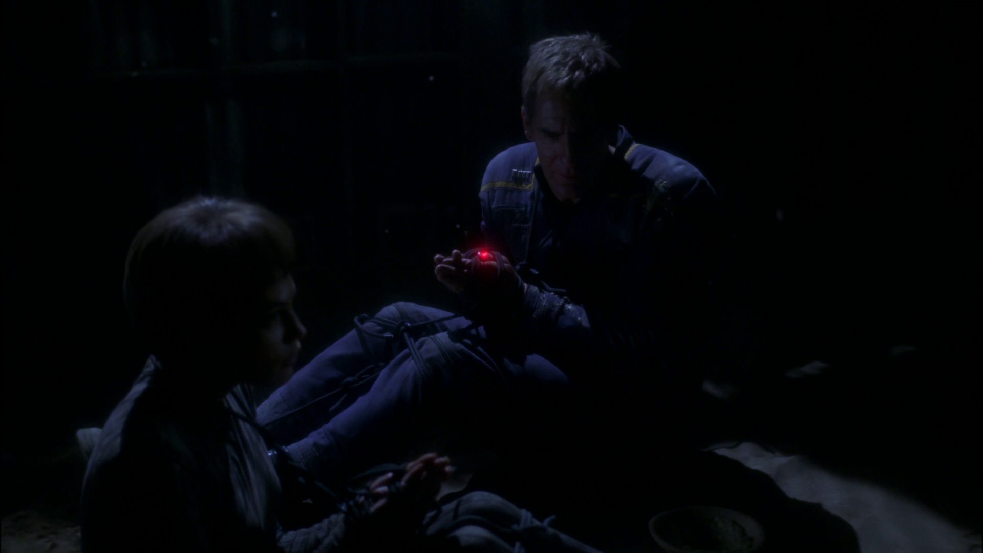 extant_StarTrek_ENT_1x15-ShadowsOfPJem_2881.jpg