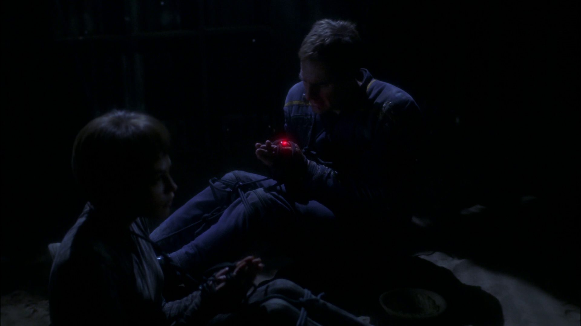 extant_StarTrek_ENT_1x15-ShadowsOfPJem_2882.jpg