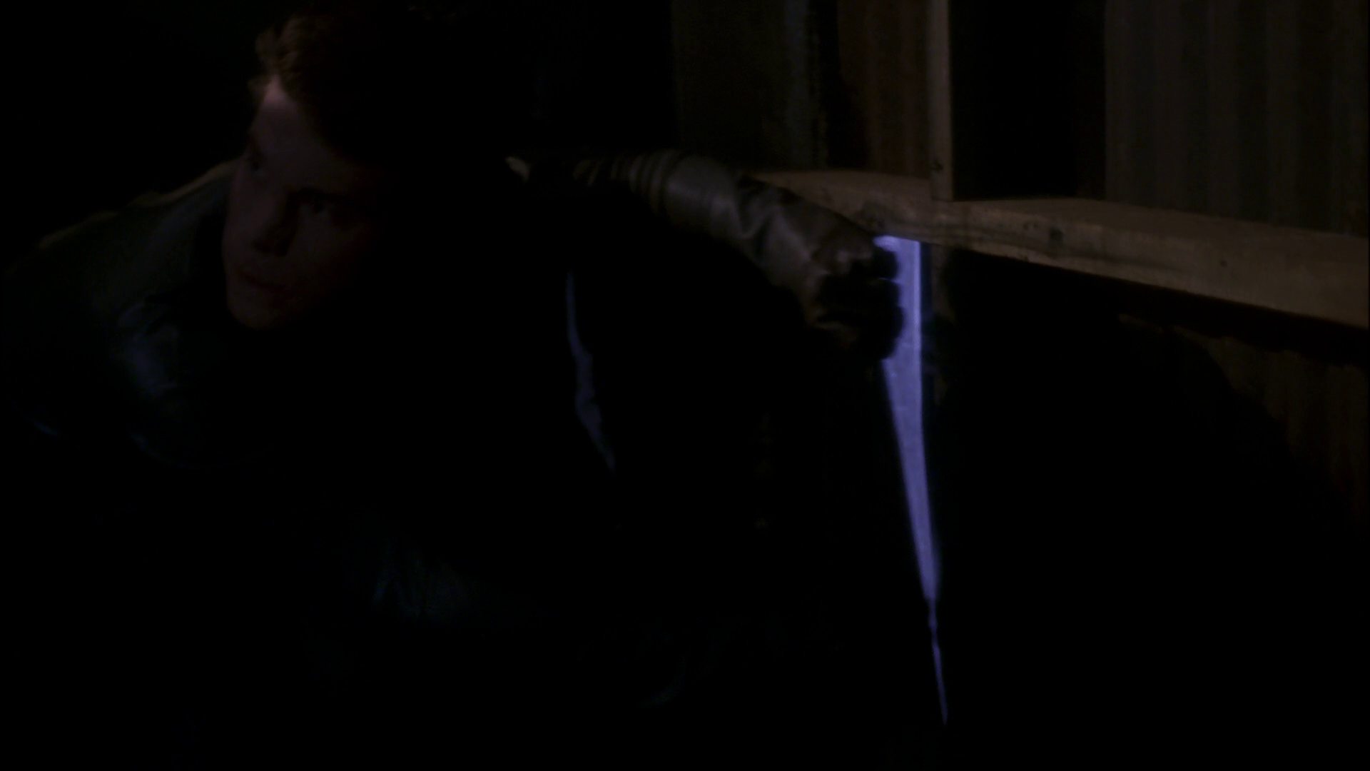 extant_StarTrek_ENT_1x15-ShadowsOfPJem_2957.jpg